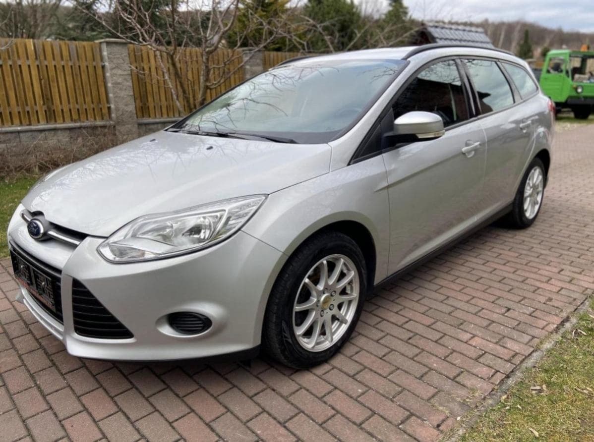 2011 Ford FOCUS - 3