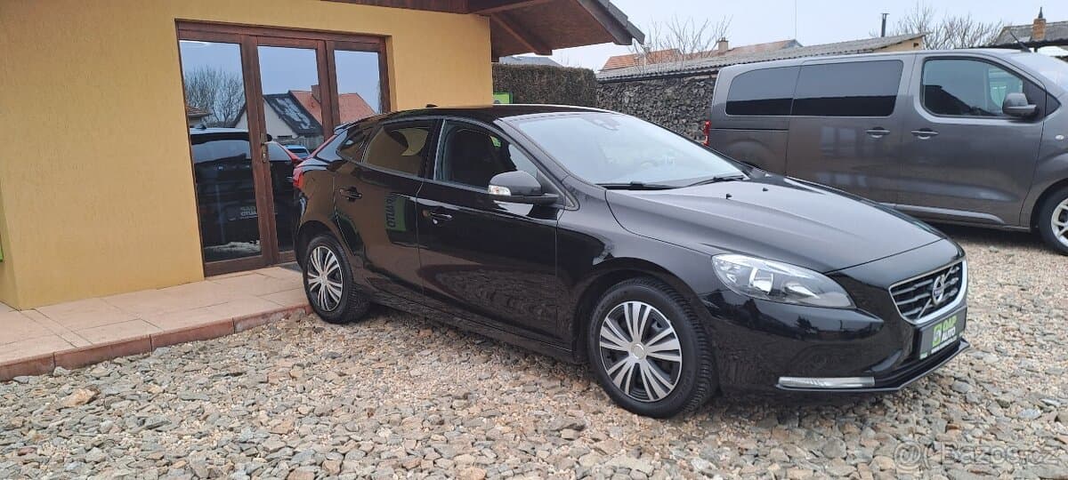 2015 Volvo V40 - 3