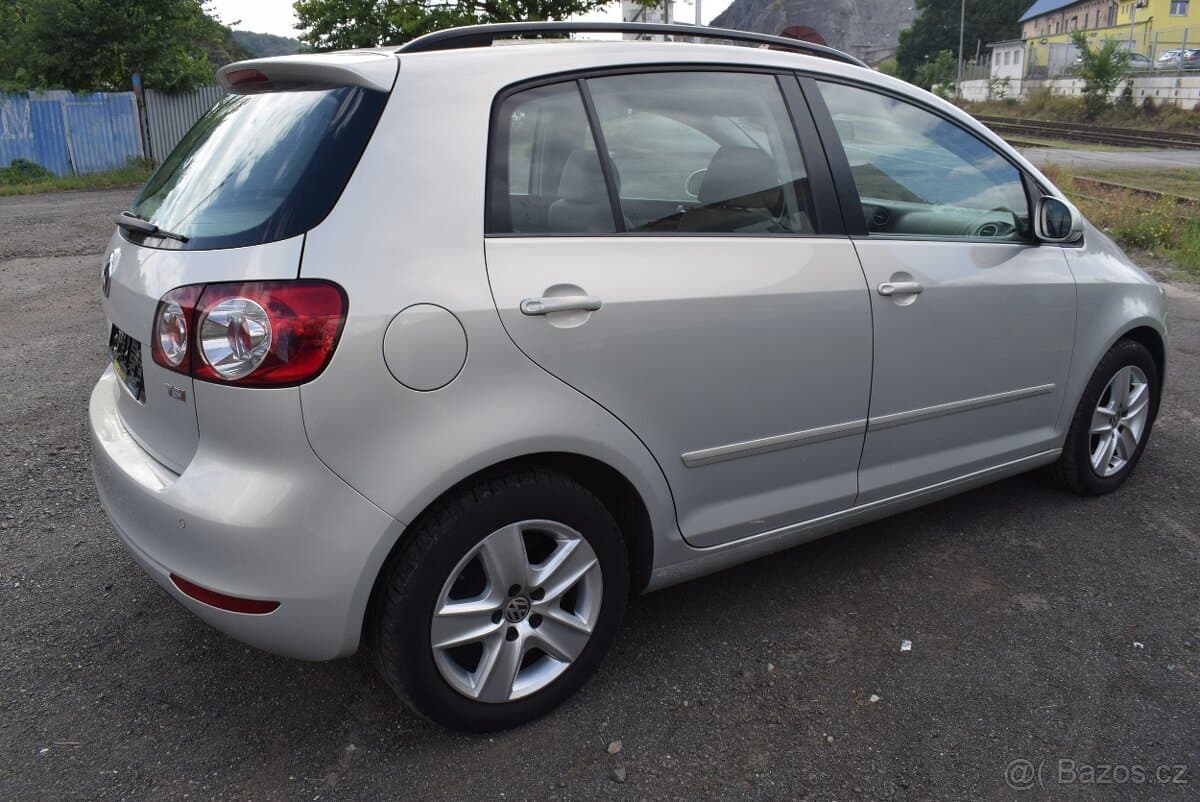 2009 Volkswagen GOLF - 3