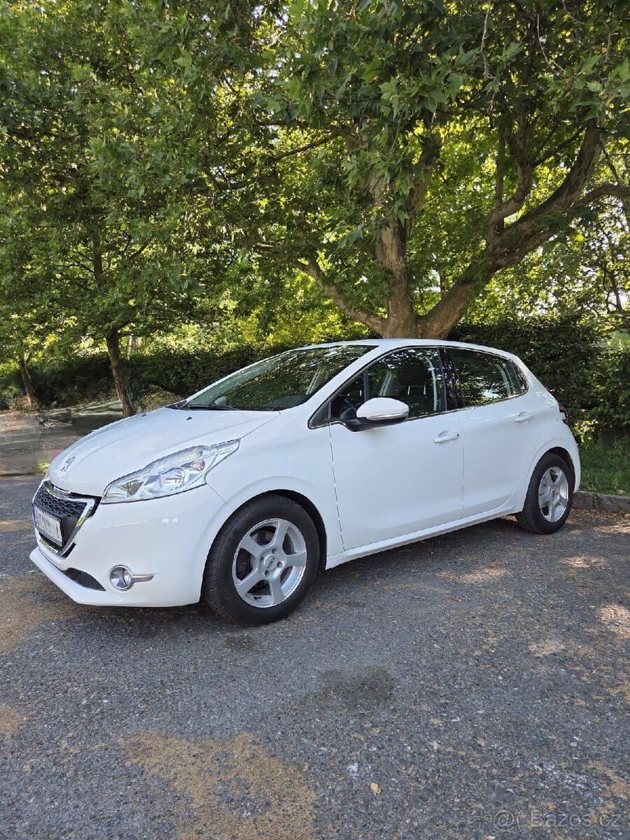 2013 Peugeot 208 - 3