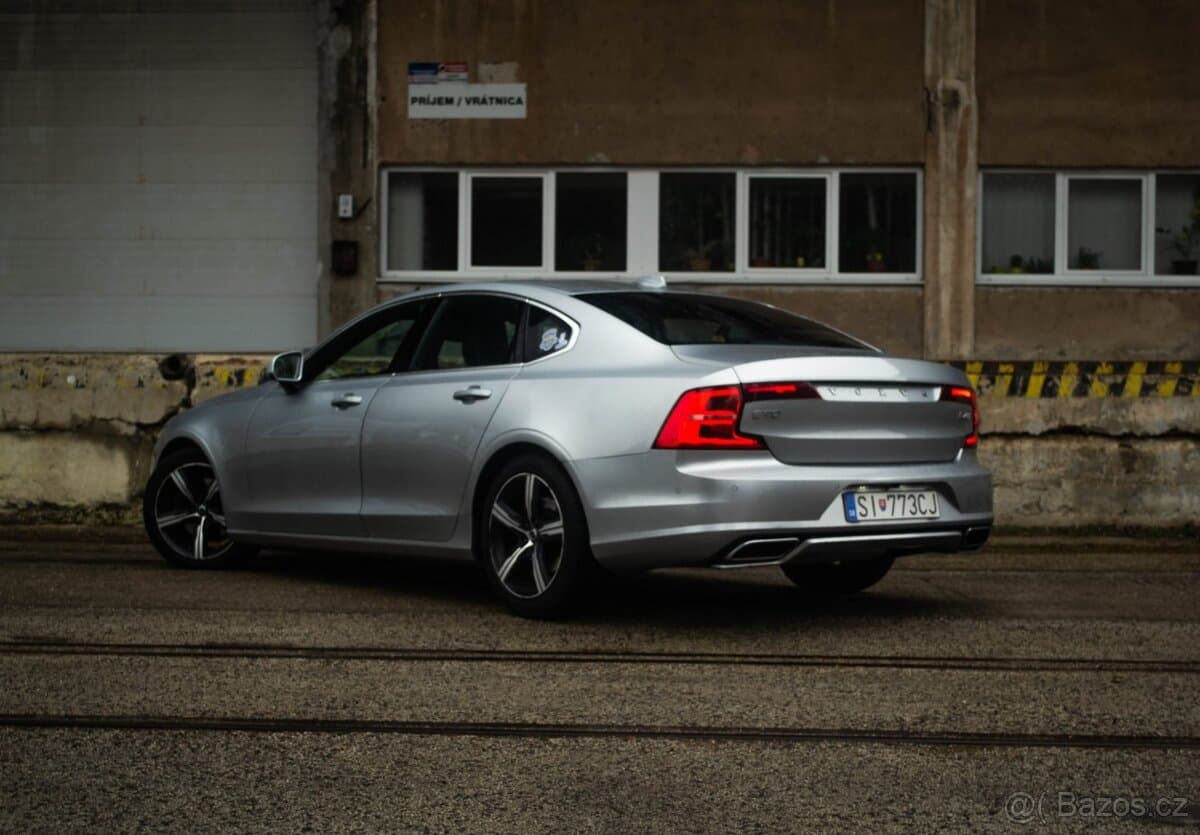 2017 Volvo S90 - 3