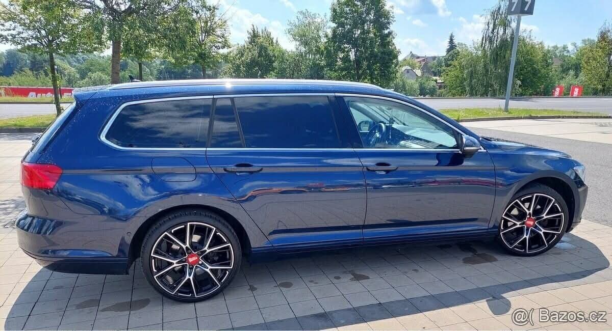 2015 Volkswagen PASSAT - 3