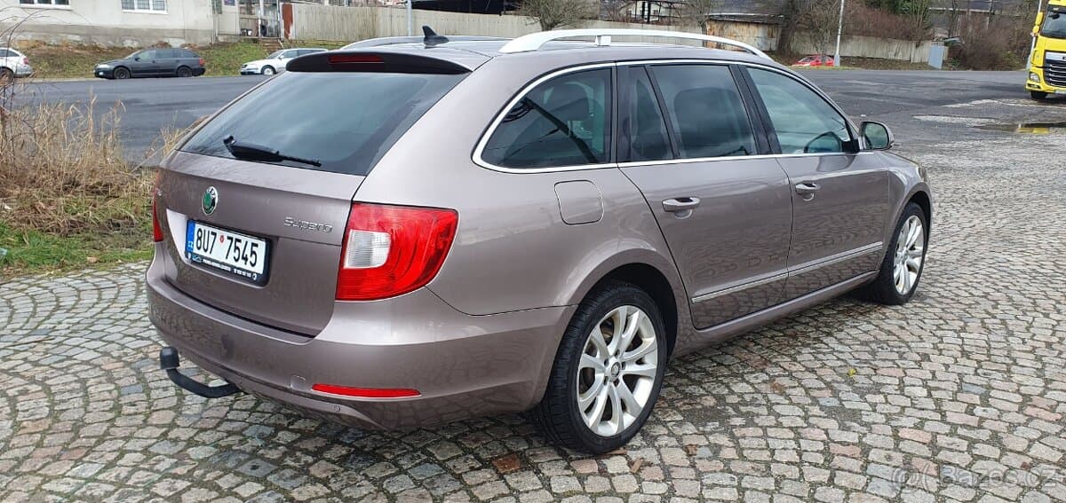 2011 Škoda SUPERB - 3