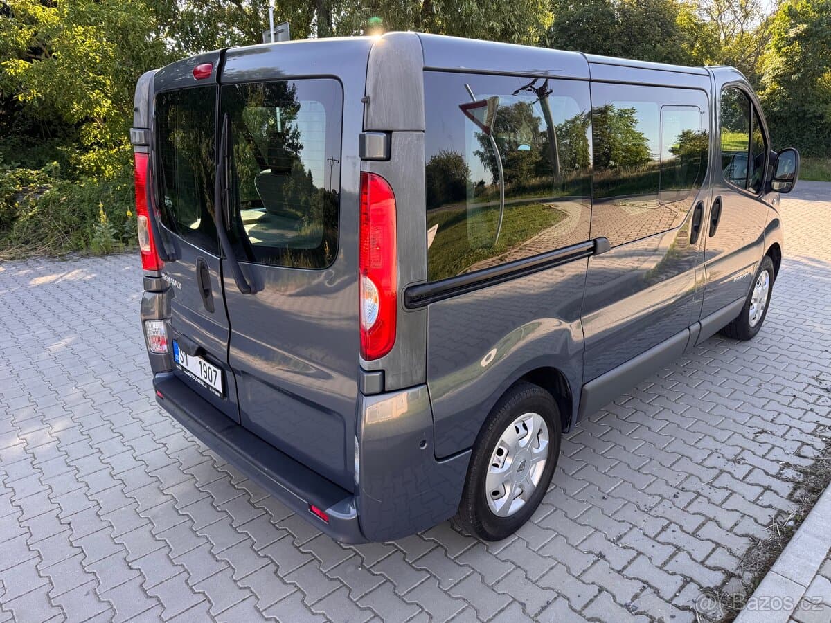 2012 Renault TRAFIC - 3
