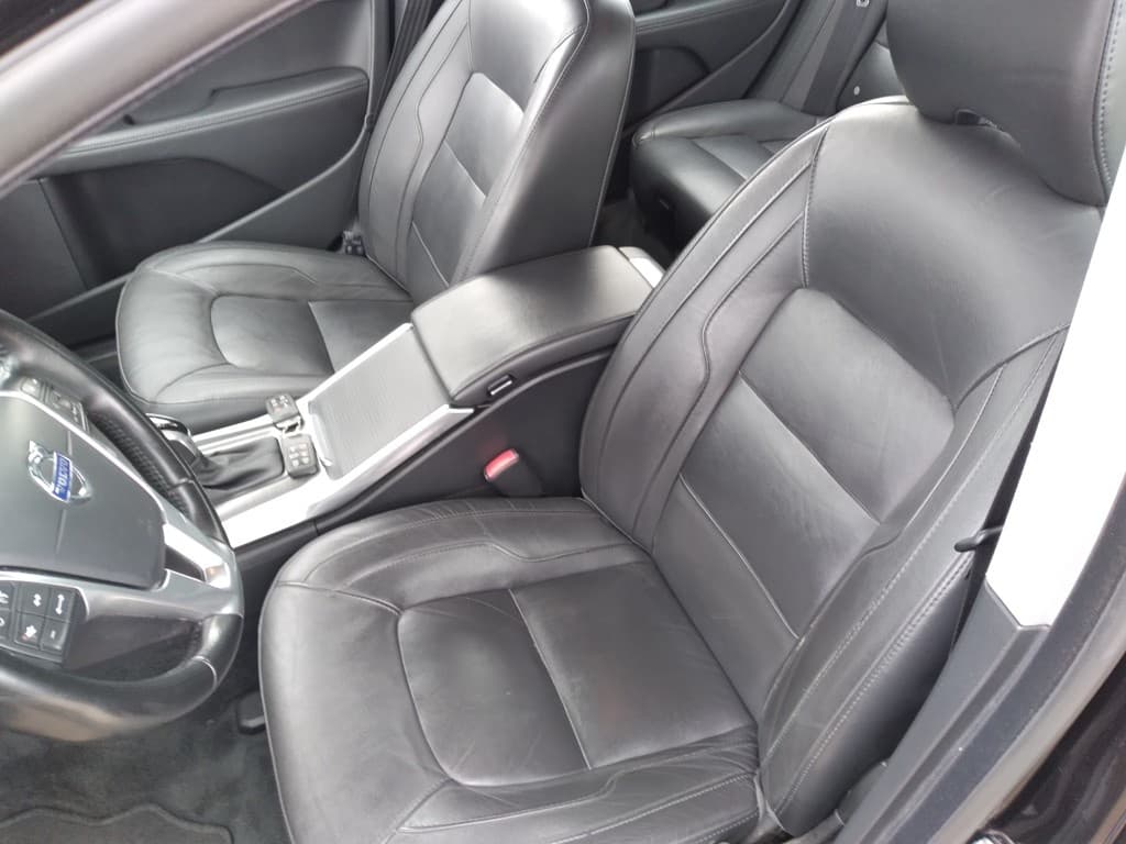 2016 Volvo V70 - 3