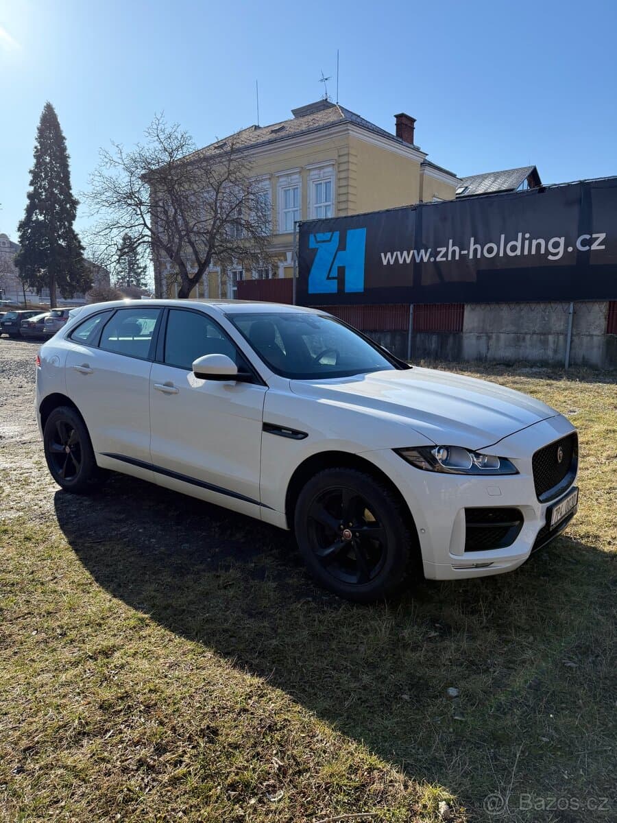 2017 Jaguar F-PACE - 3