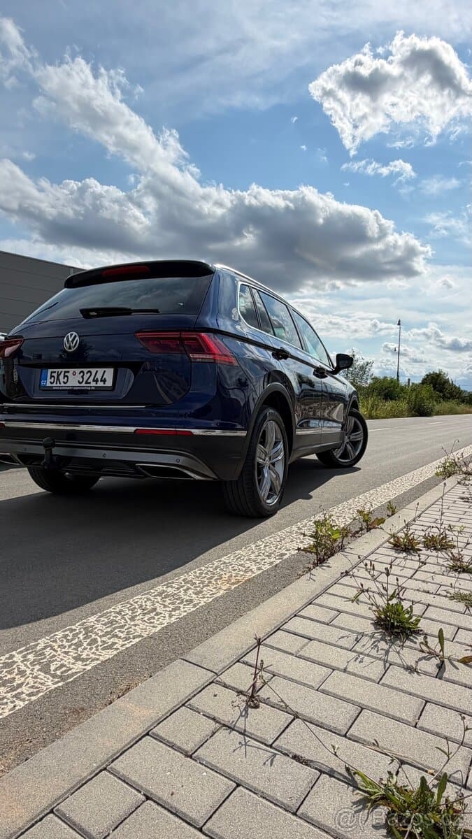 2017 Volkswagen TIGUAN - 3