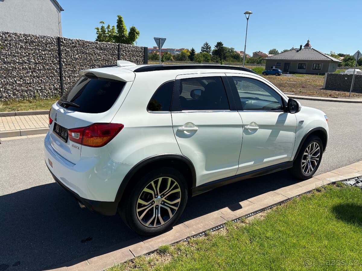 2017 Mitsubishi ASX - 3