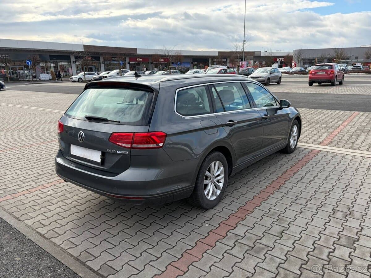 2016 Volkswagen PASSAT - 3