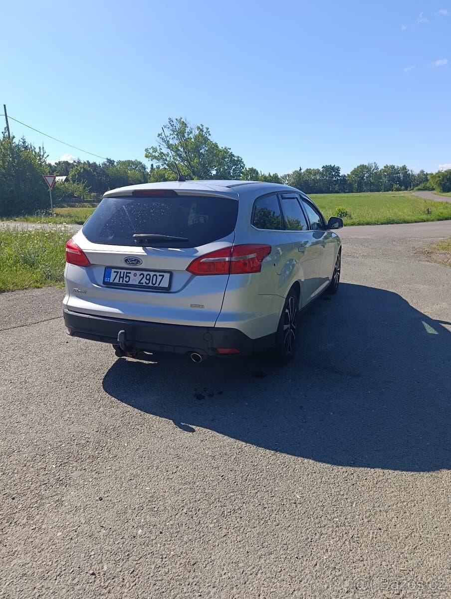 2015 Ford FOCUS - 3