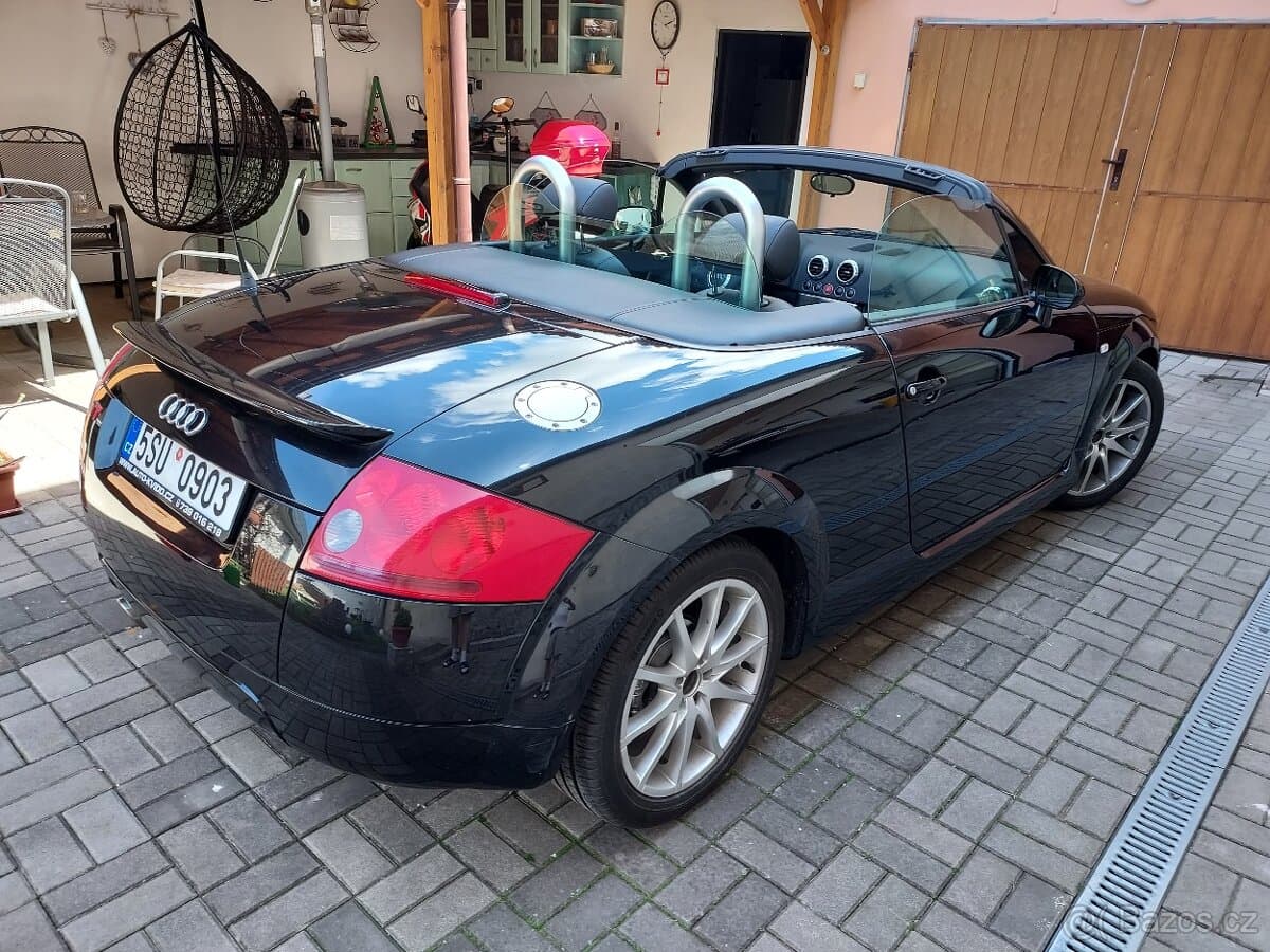 2003 Audi TT - 3