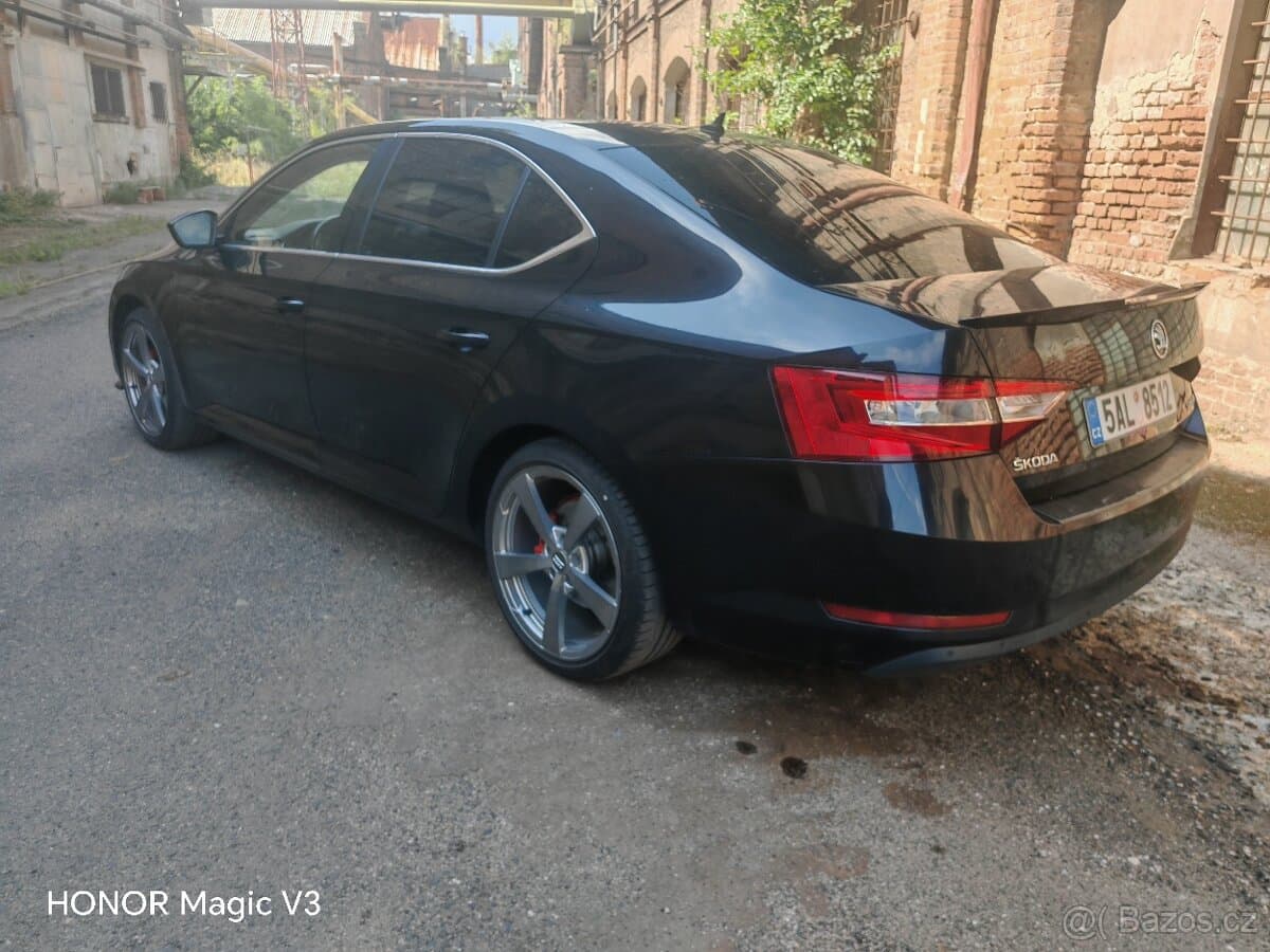 2016 Škoda SUPERB - 3