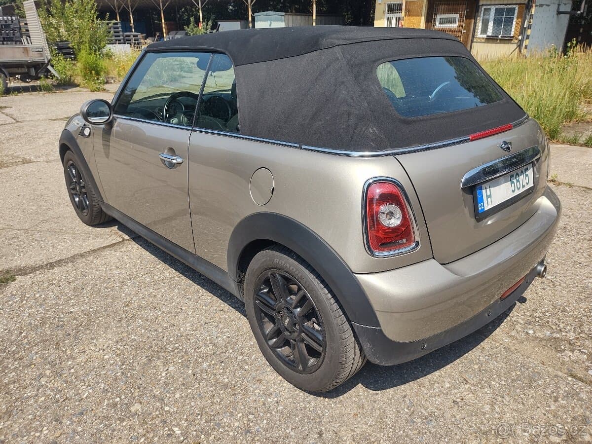 2010 Mini COOPER - 3