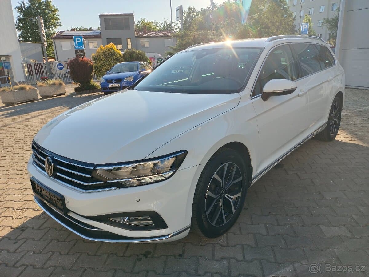 2022 Volkswagen PASSAT - 3