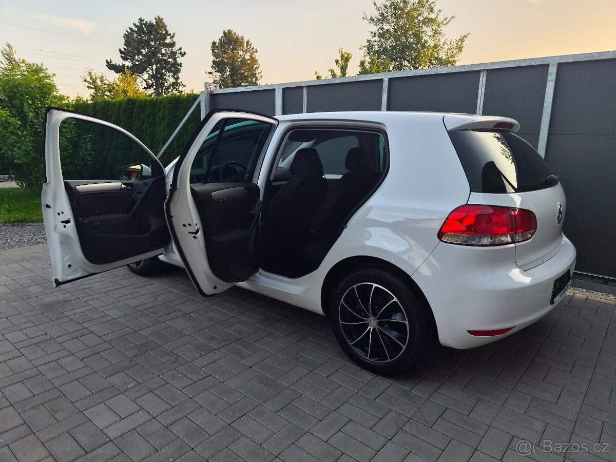 2009 Volkswagen GOLF - 3