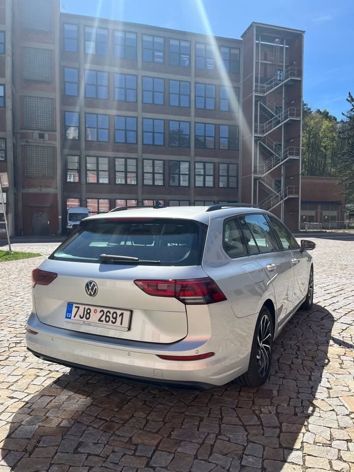 2021 Volkswagen GOLF - 3