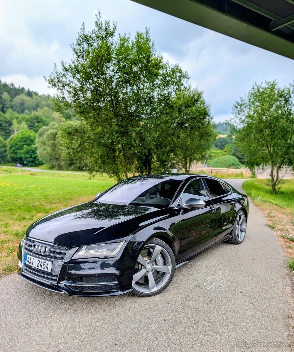 2012 Audi S7 - 3