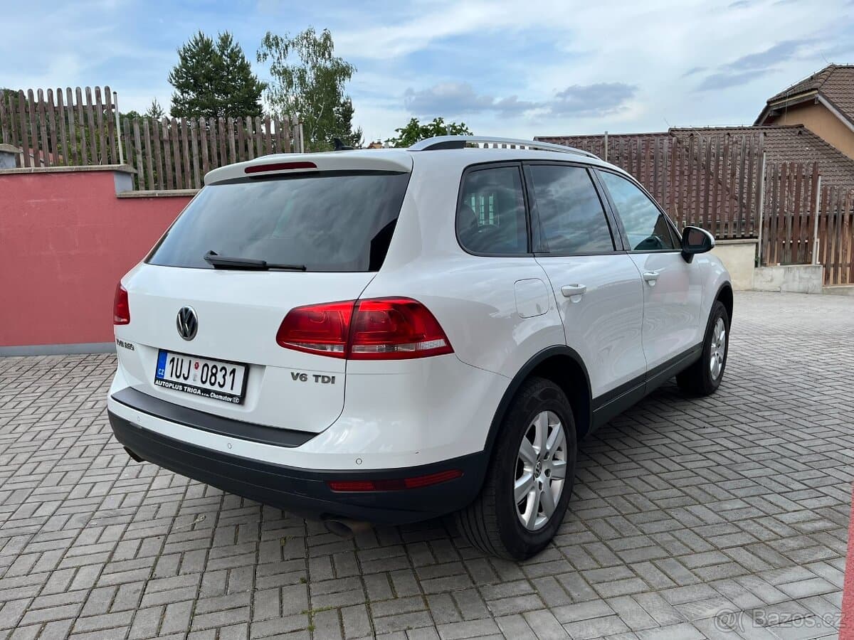 2017 Volkswagen TOUAREG - 3