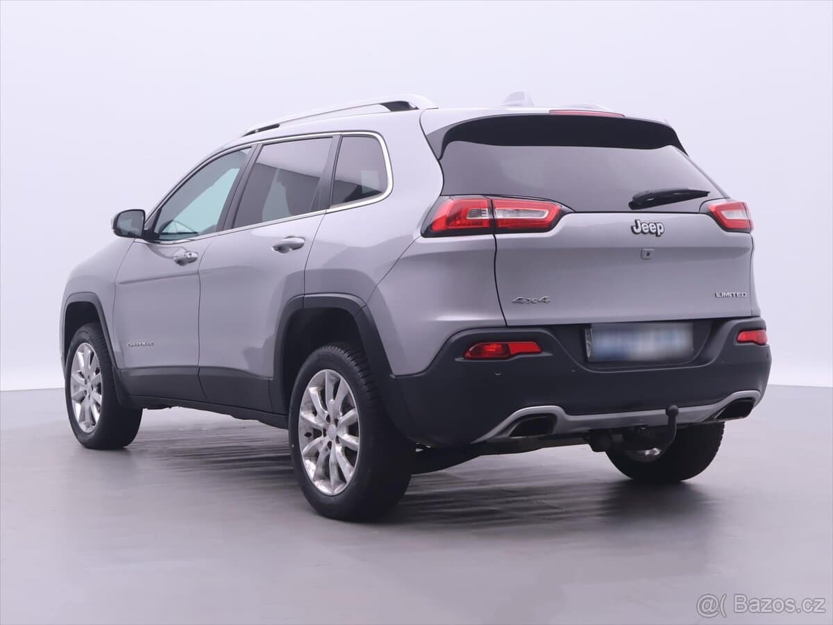2017 Jeep CHEROKEE - 3