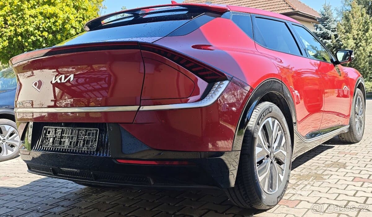 2022 Kia EV6 - 3