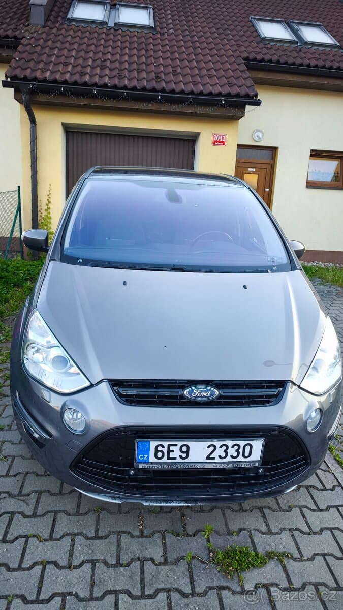 2014 Ford S-MAX - 3
