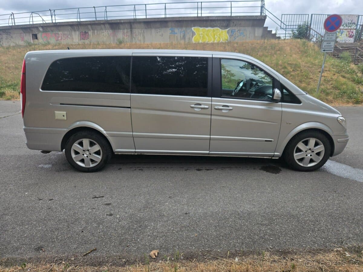 2010 Mercedes-Benz VIANO - 3