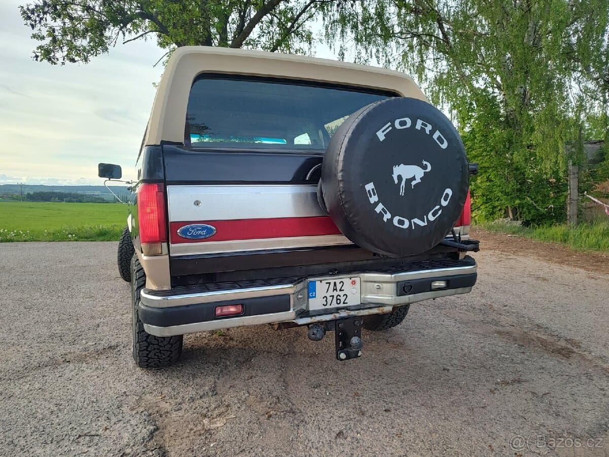1990 Ford BRONCO - 3