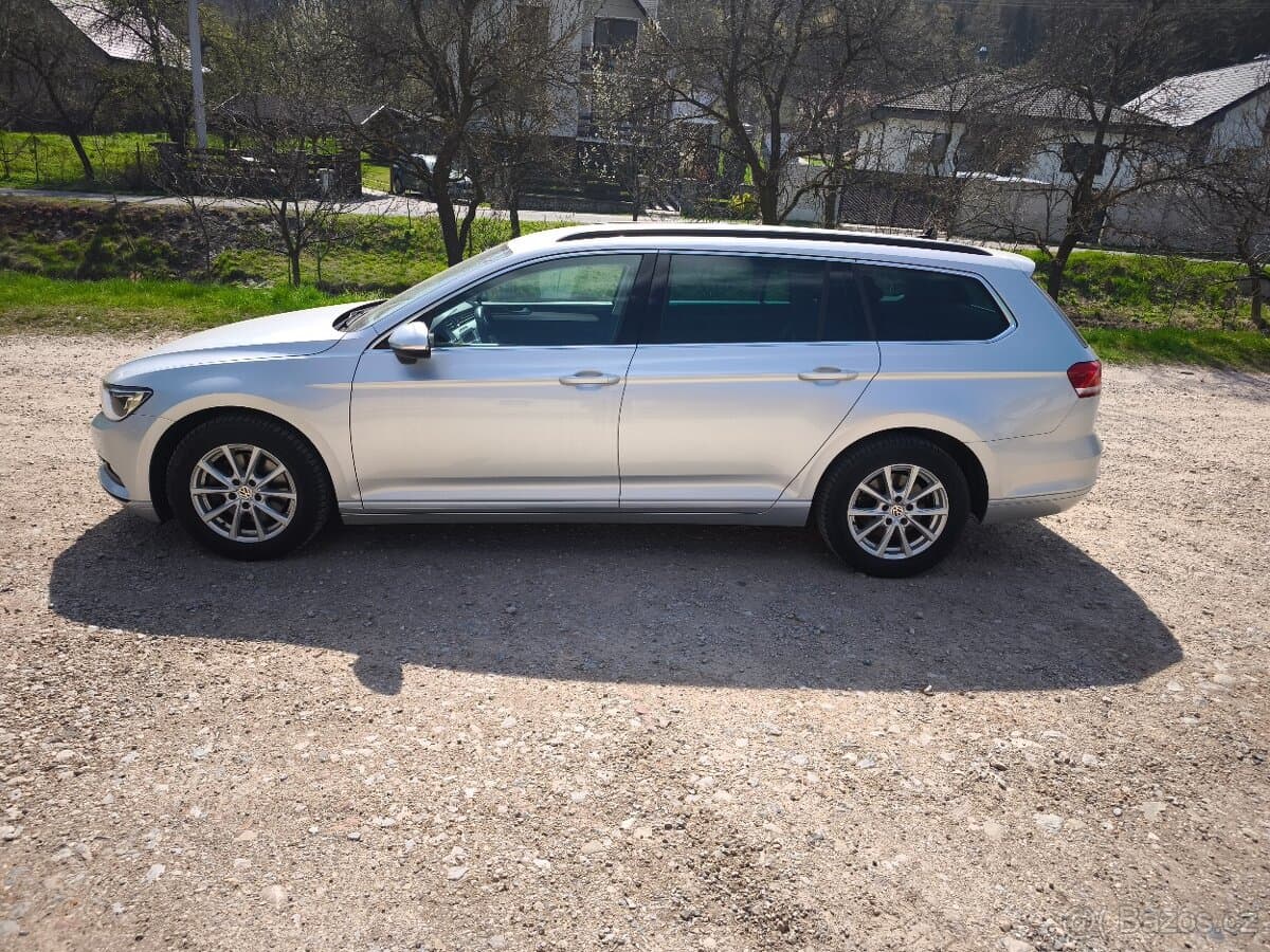 2018 Volkswagen PASSAT - 3