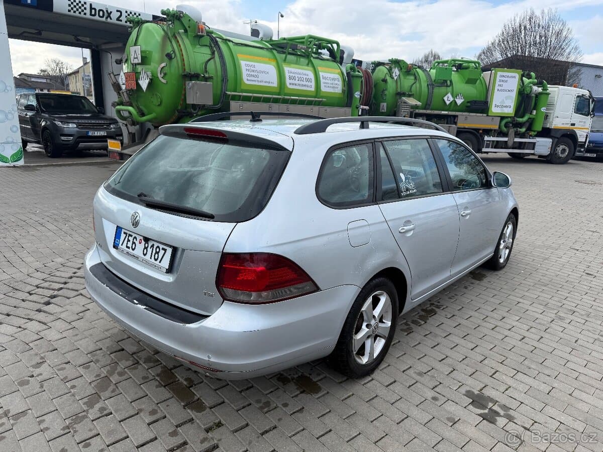 2010 Volkswagen GOLF - 3