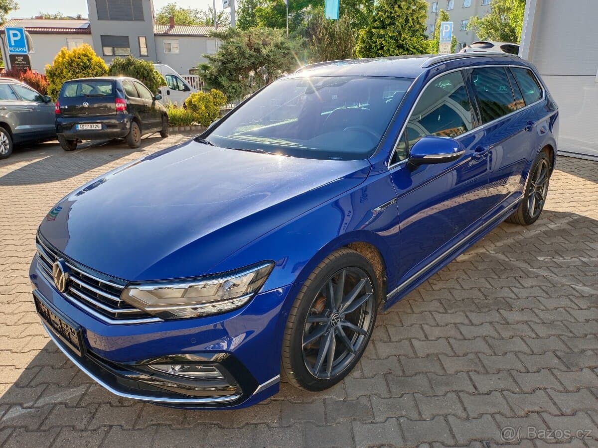 2021 Volkswagen PASSAT - 3