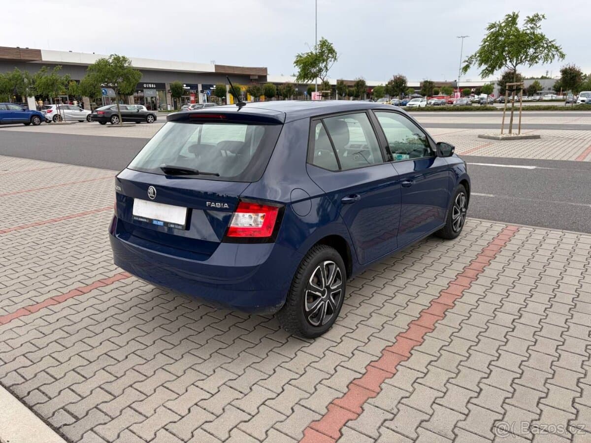 2015 Škoda FABIA - 3