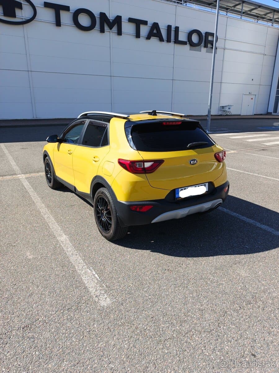 Kia STONIC - 3