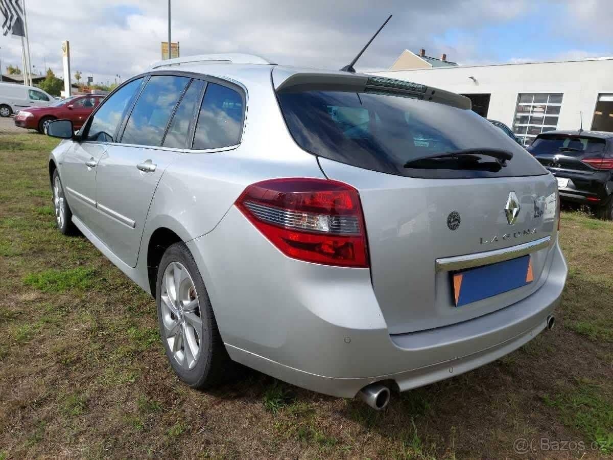Renault LAGUNA - 3