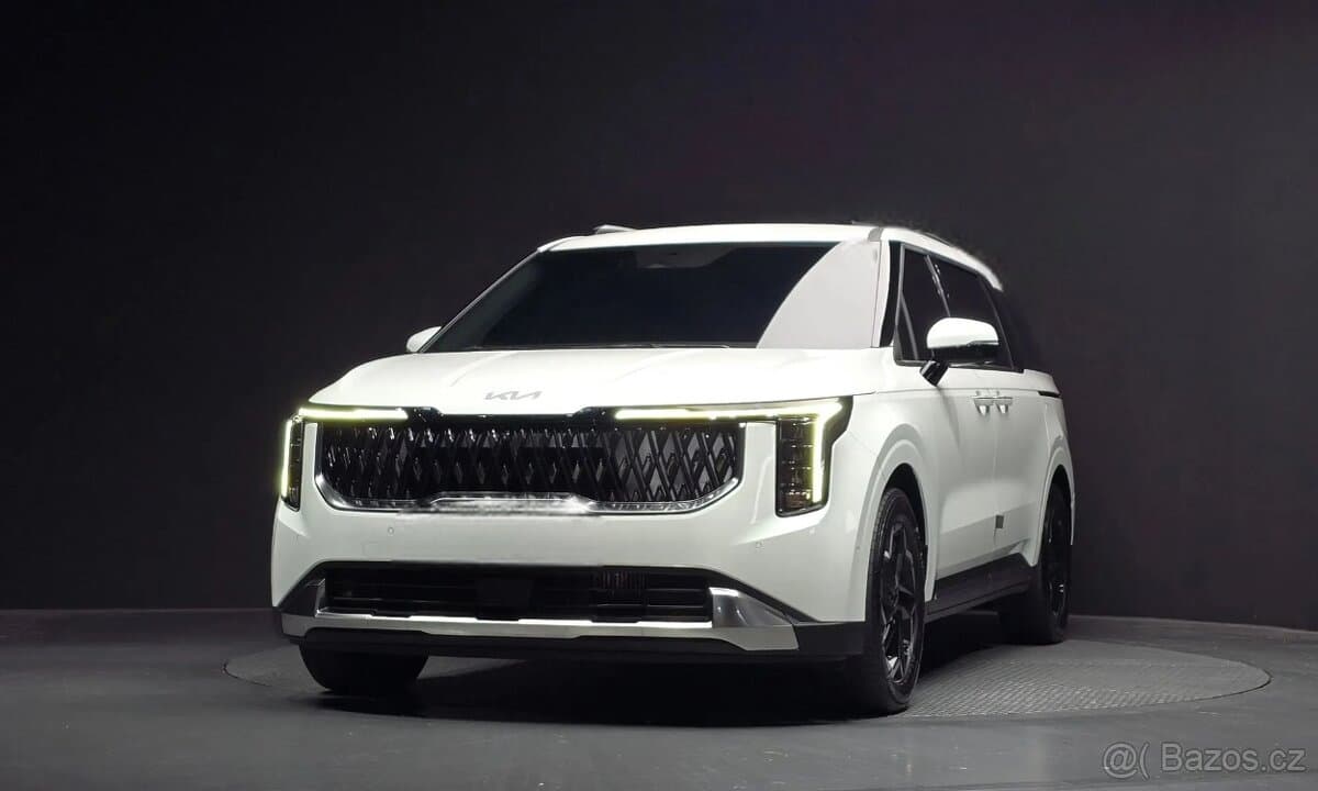 2024 Kia CARNIVAL - 3