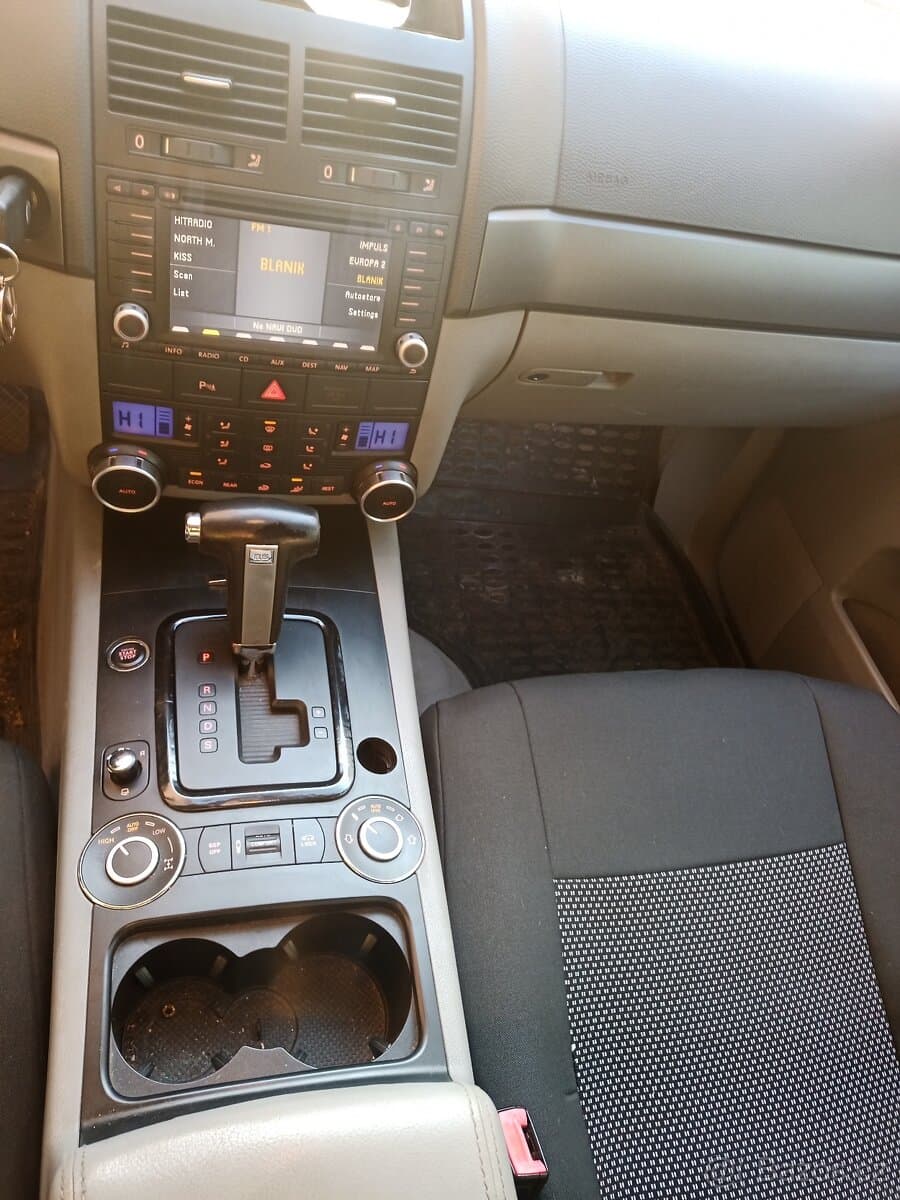 2006 Volkswagen TOUAREG - 3