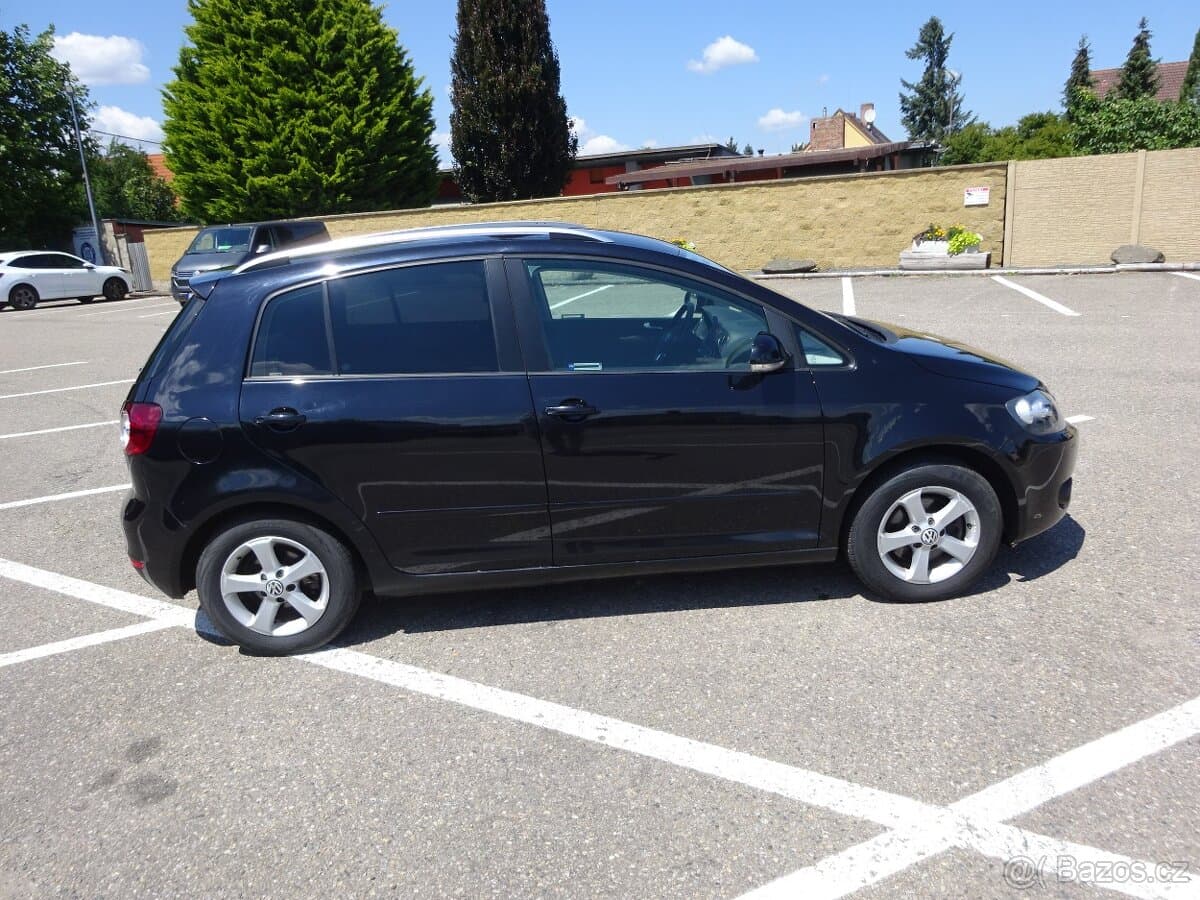 2011 Volkswagen GOLF - 3