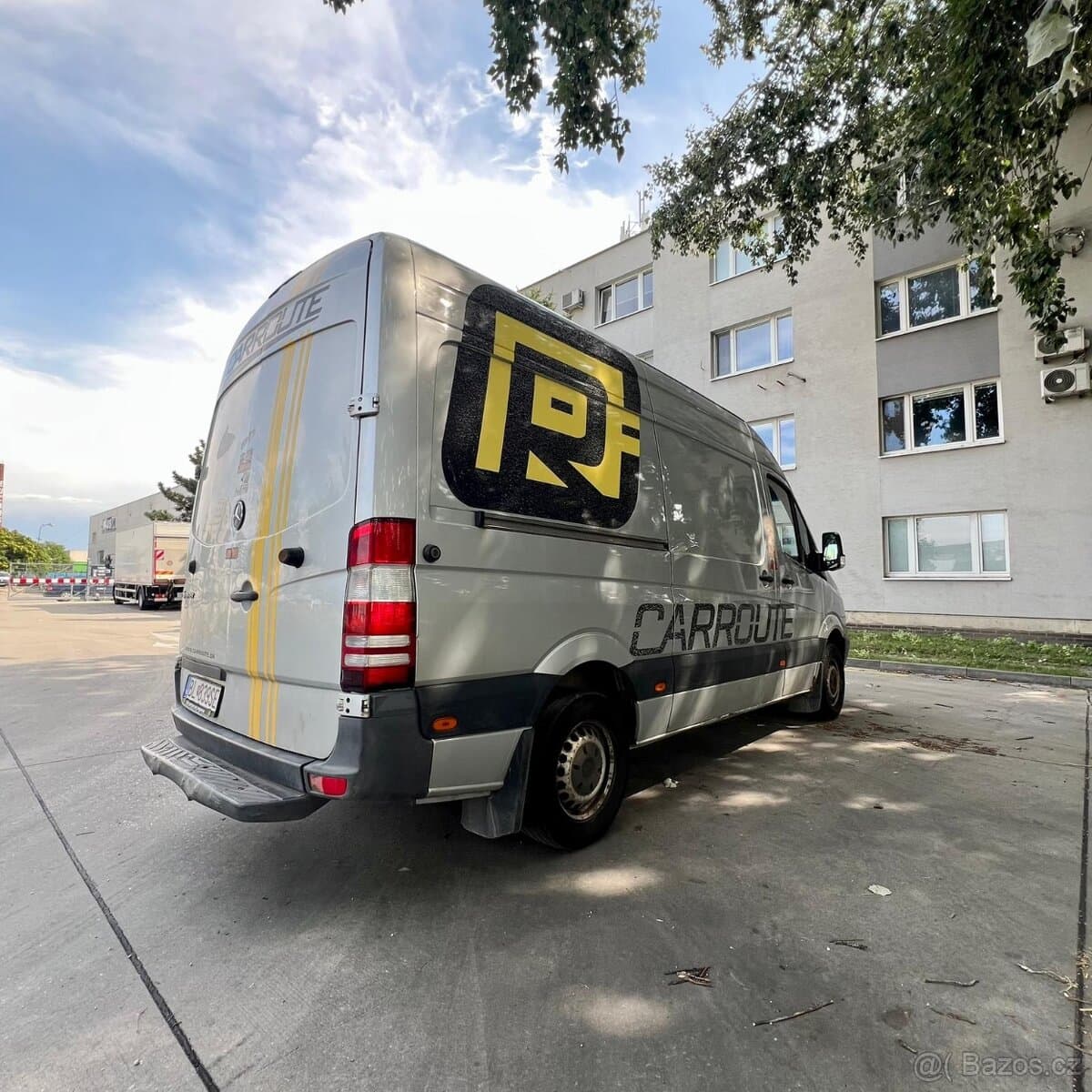 2011 Mercedes-Benz SPRINTER - 3