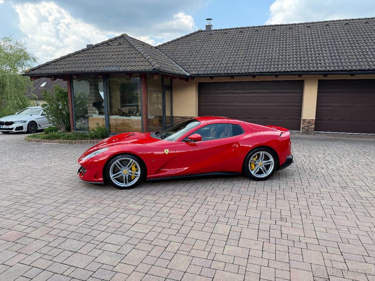 2022 Ferrari 812 - 3