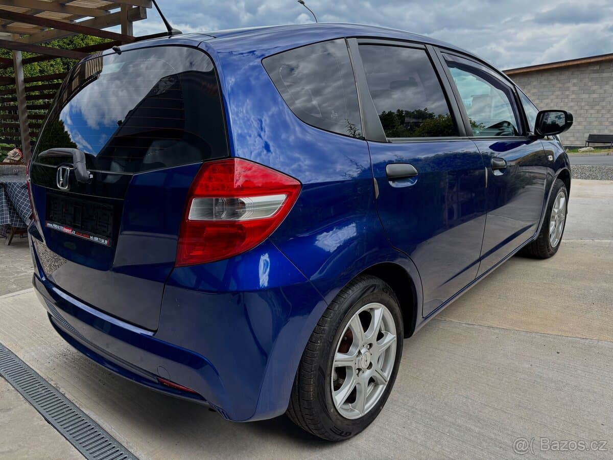 2012 Honda JAZZ - 3