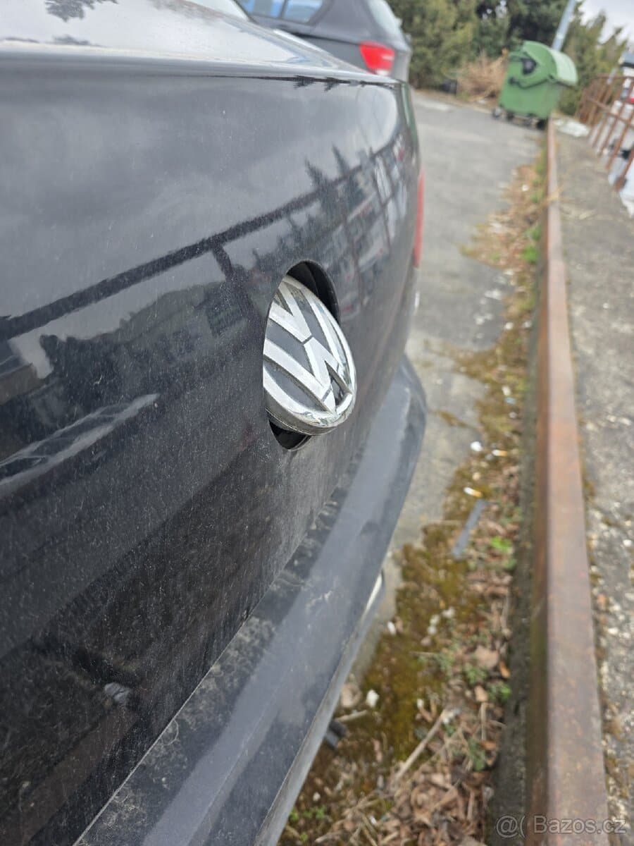 Volkswagen PASSAT - 3