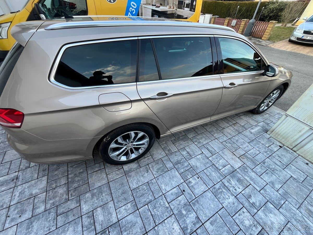 2016 Volkswagen PASSAT - 3