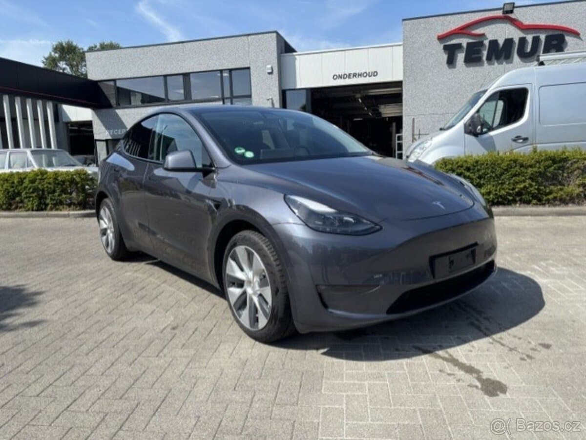 2022 Tesla MODEL Y - 3