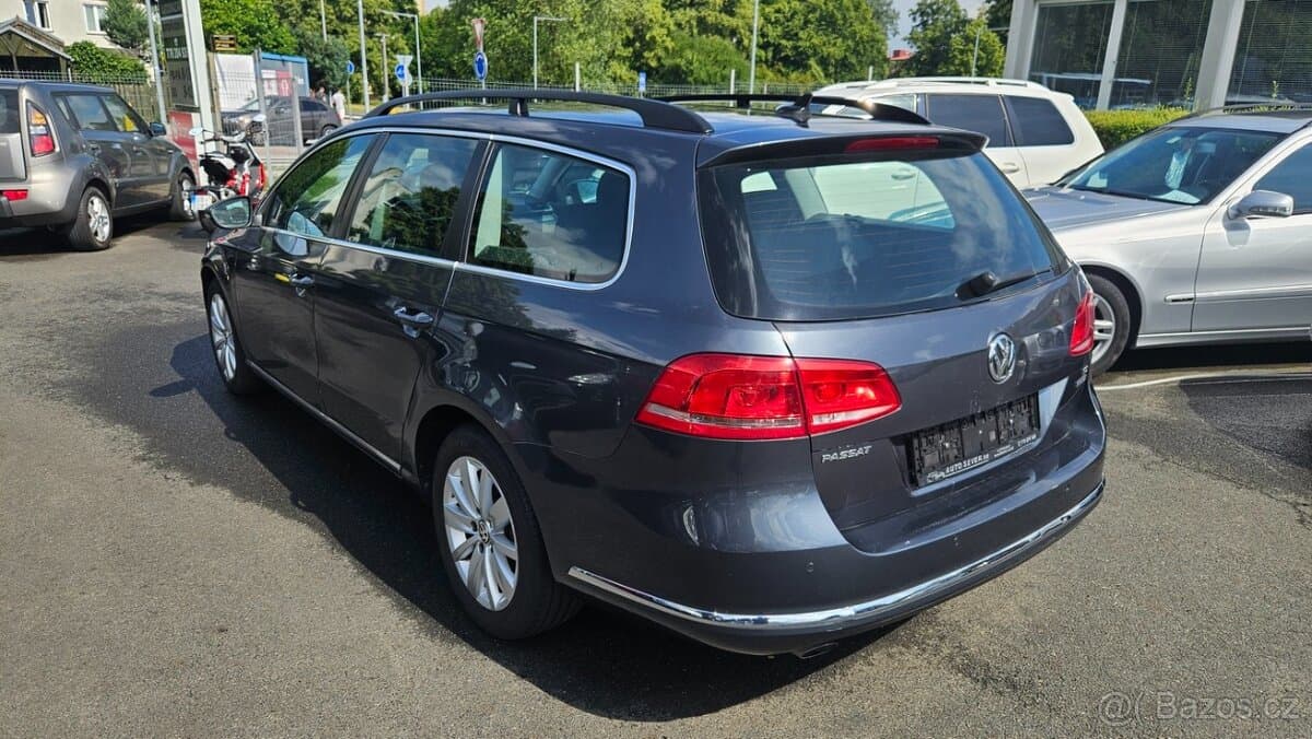2013 Volkswagen PASSAT - 3