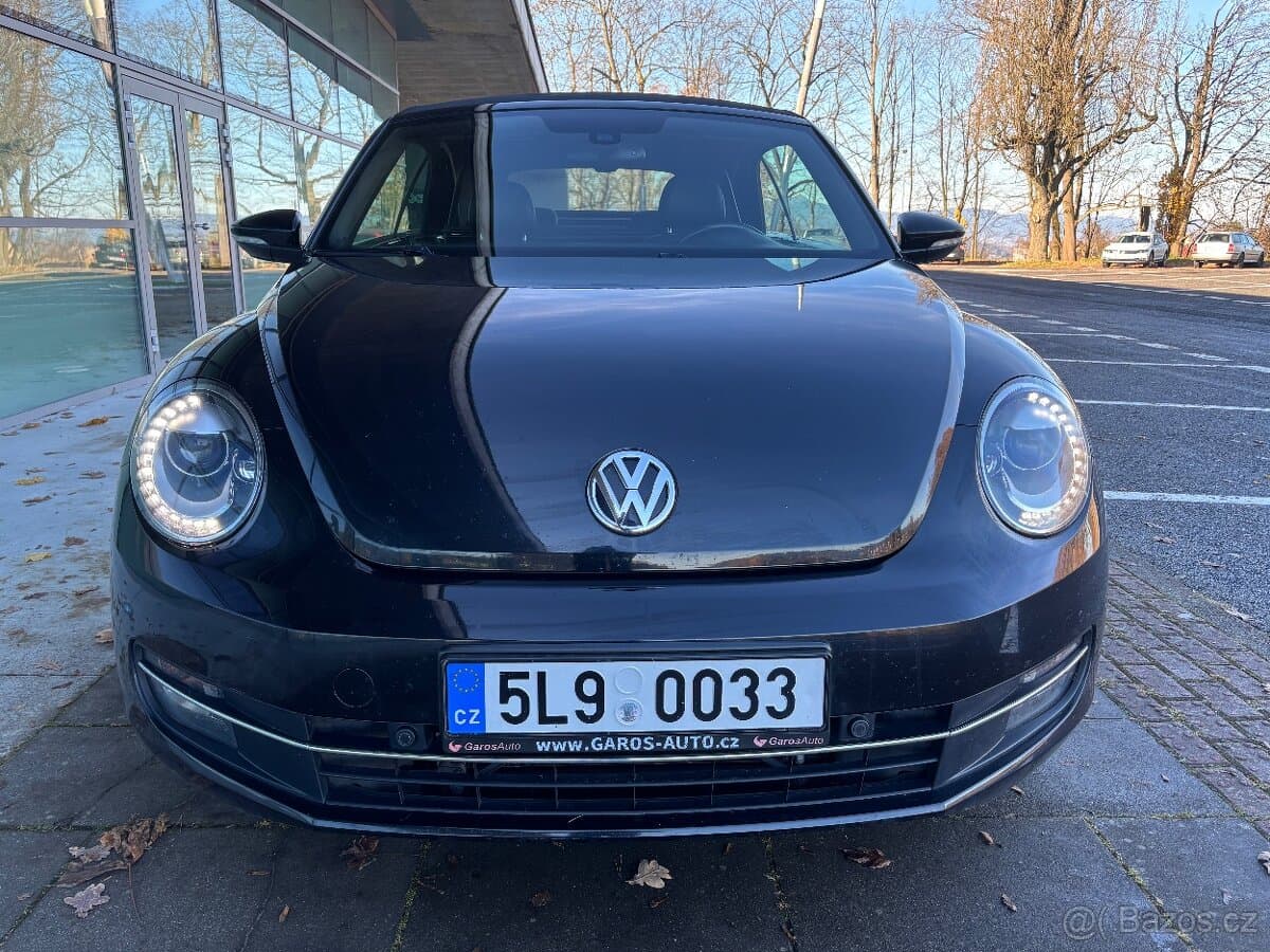 2018 Volkswagen BEETLE - 3