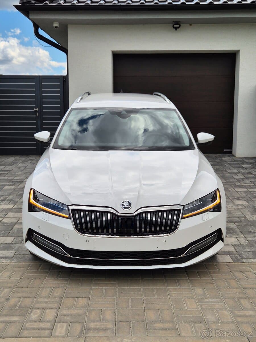 2020 Škoda SUPERB - 3