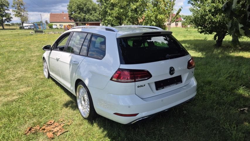 2017 Volkswagen GOLF - 3