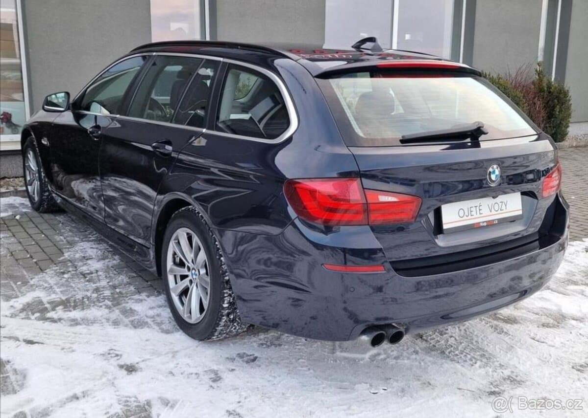 2010 BMW 5-SERIES - 3