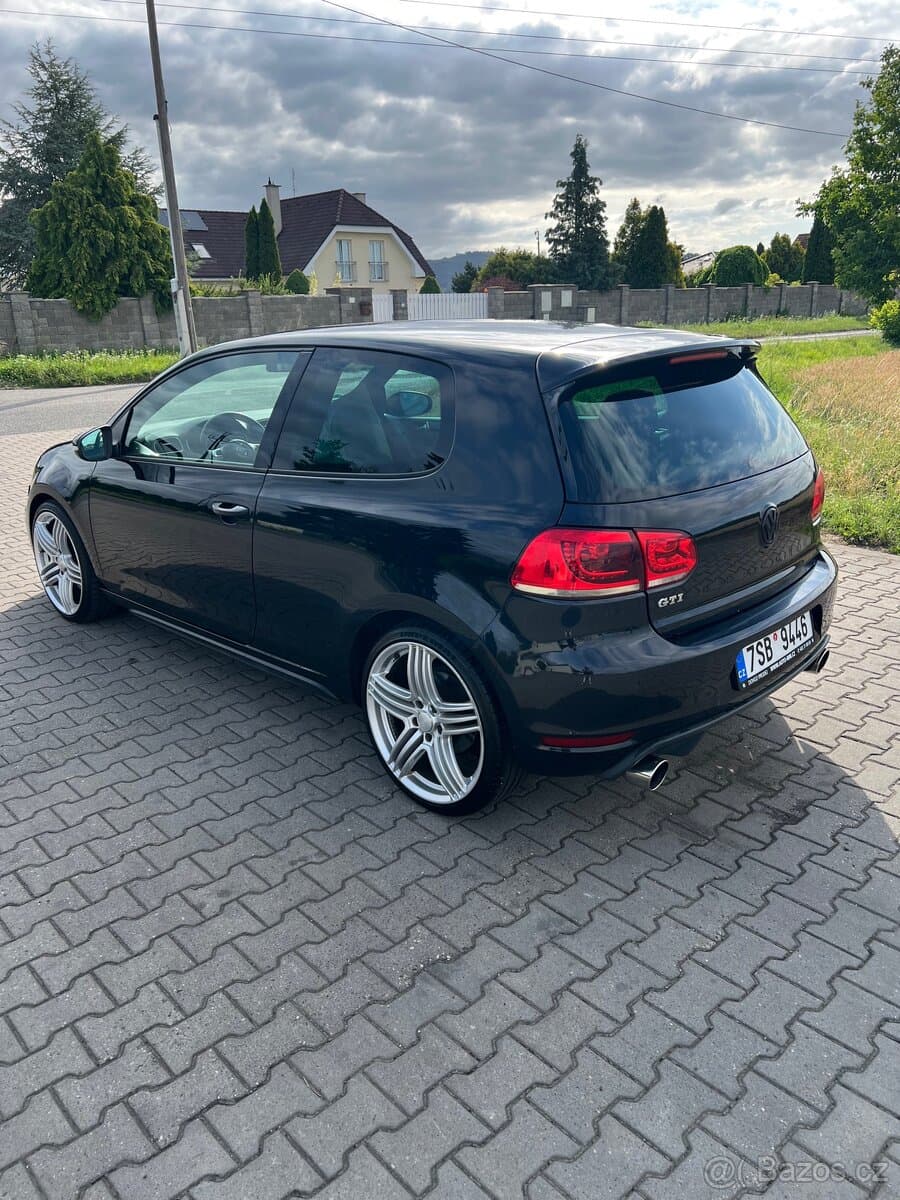 2012 Volkswagen GOLF - 3