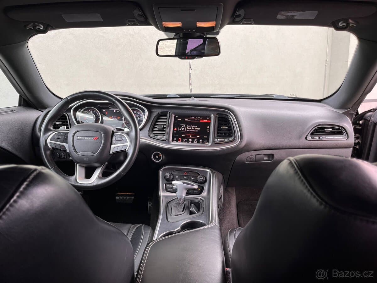 2015 Dodge CHALLENGER - 3