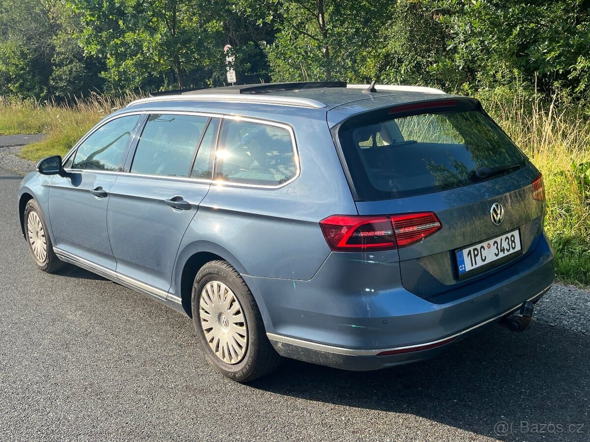 Volkswagen PASSAT - 3